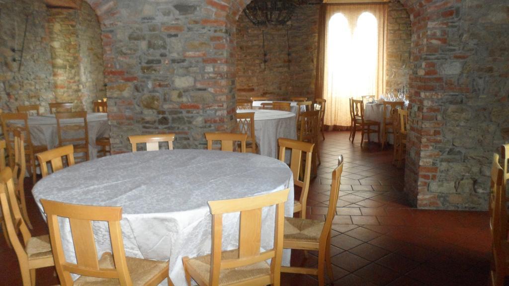 Castello Di Trisobbio Hotel Carpeneto Exterior foto
